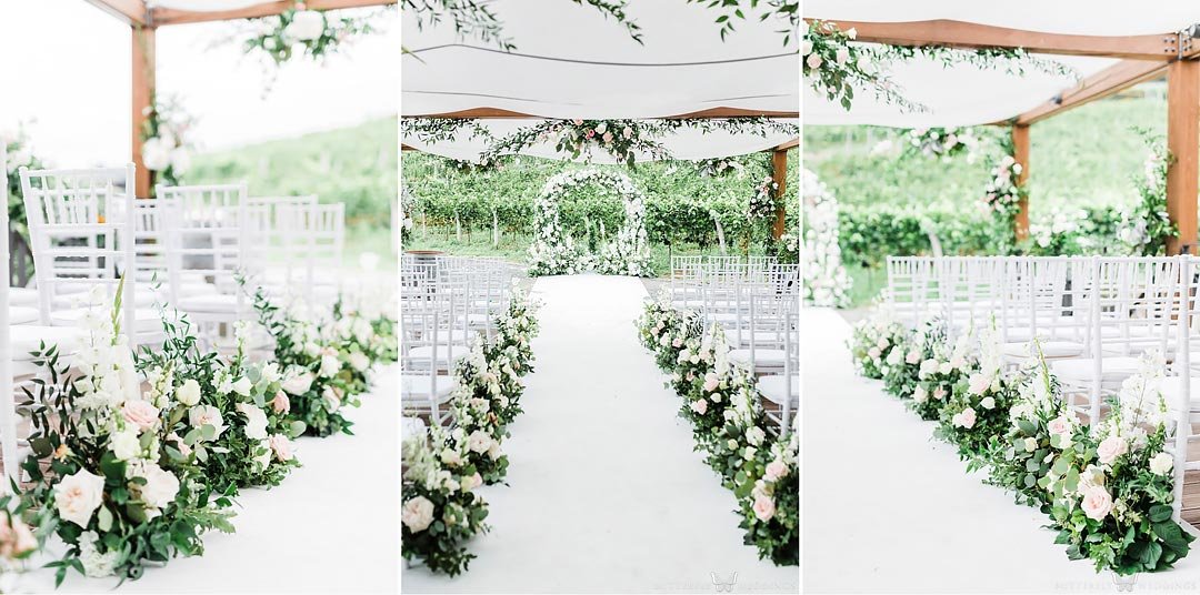 wedding ceremony in Prague, wedding in Salabka winery, wedding flower decor