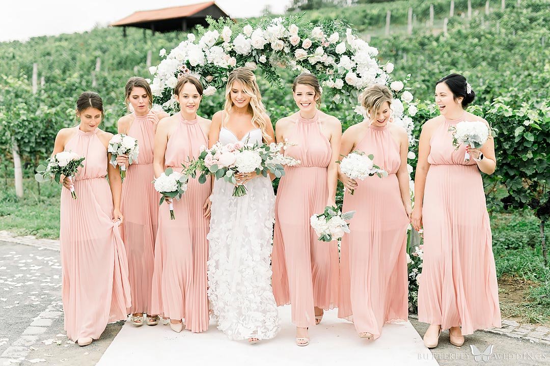 wedding in Czech Republic, wedding in Czechia, Prague wedding planner, bride and bridesmaids