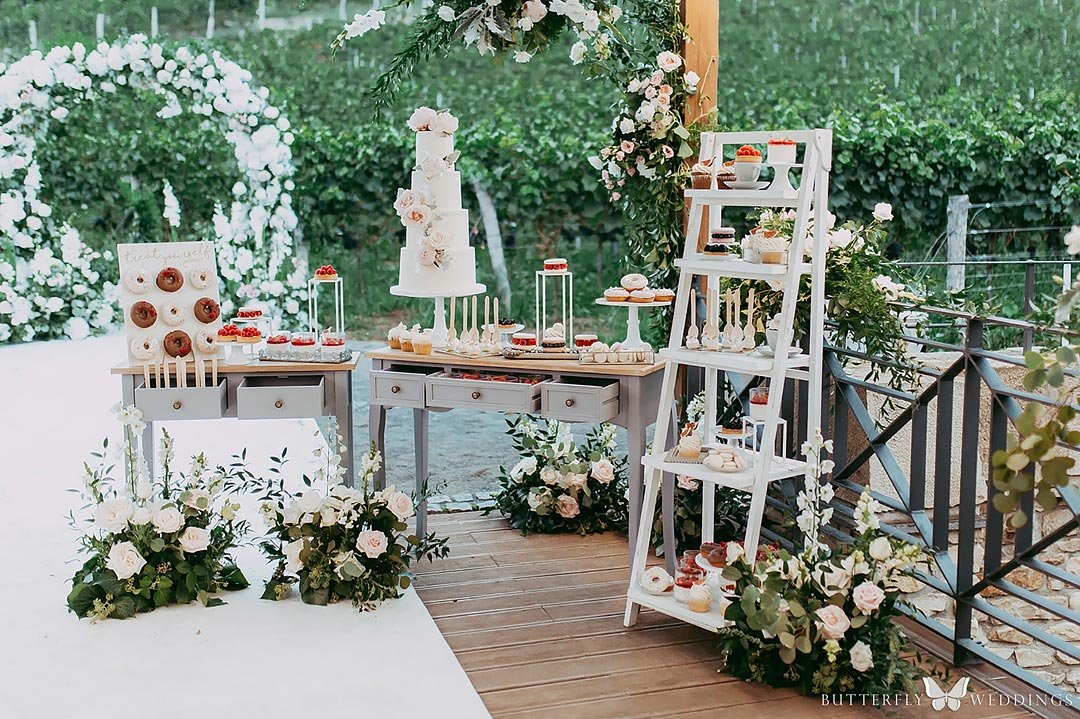 sweetbar, wedding, candy bar, prague wedding planner, prague wedding agency, destination wedding, wedding venue in Prague