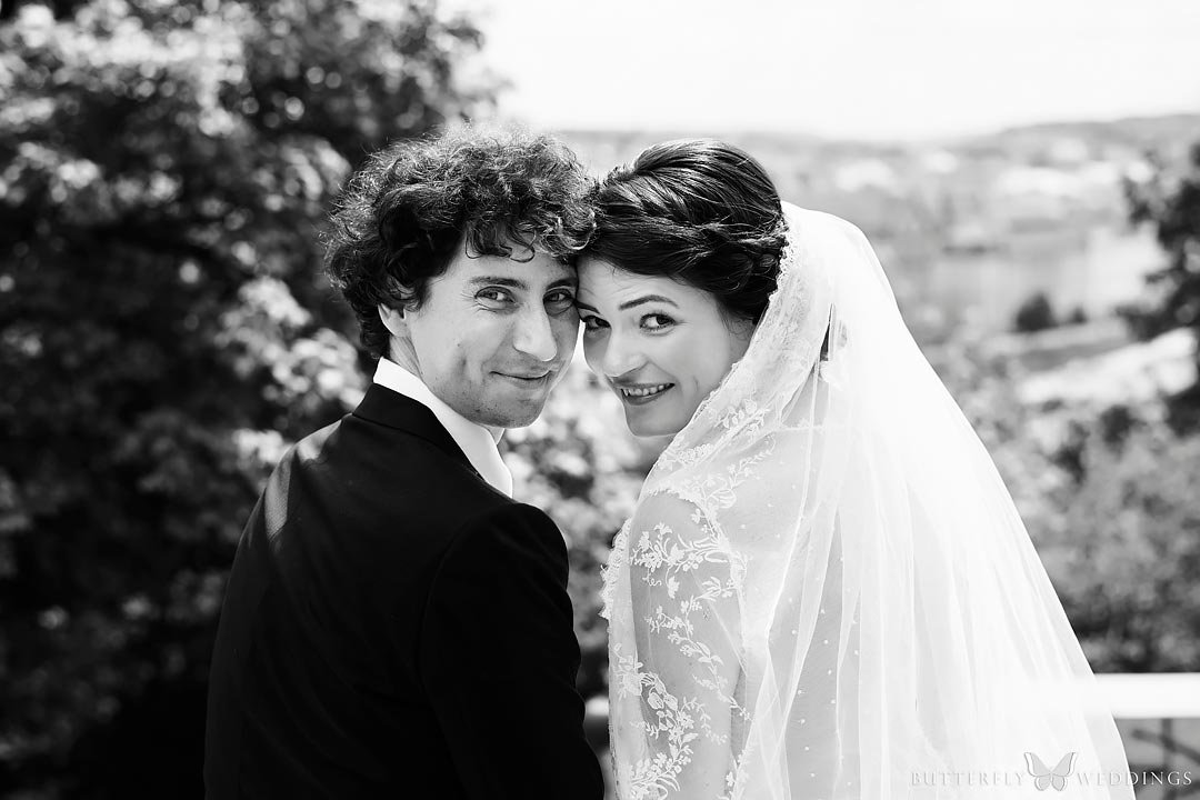Bride and groom wedding in Prague