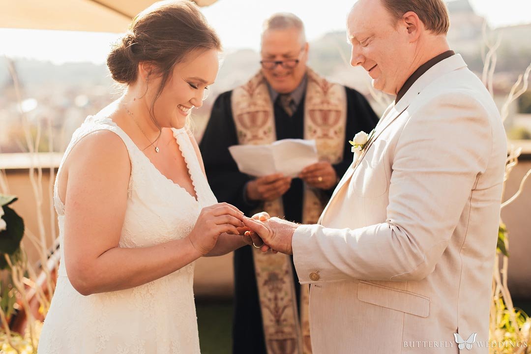 Svatební obřad v hotelu Four Seasons