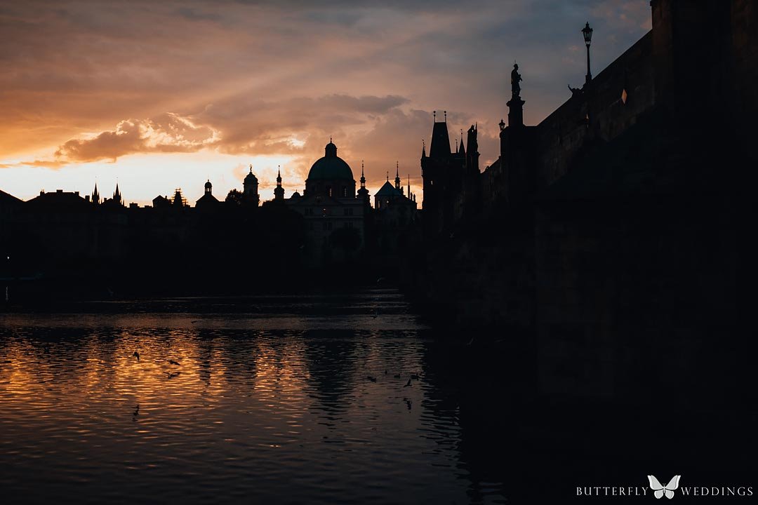 destination wedding in Prague early morning photoshooting