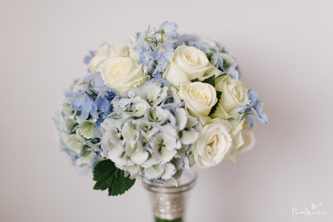 white blue wedding bouquet