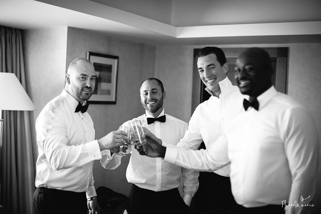 Groosmen getting ready