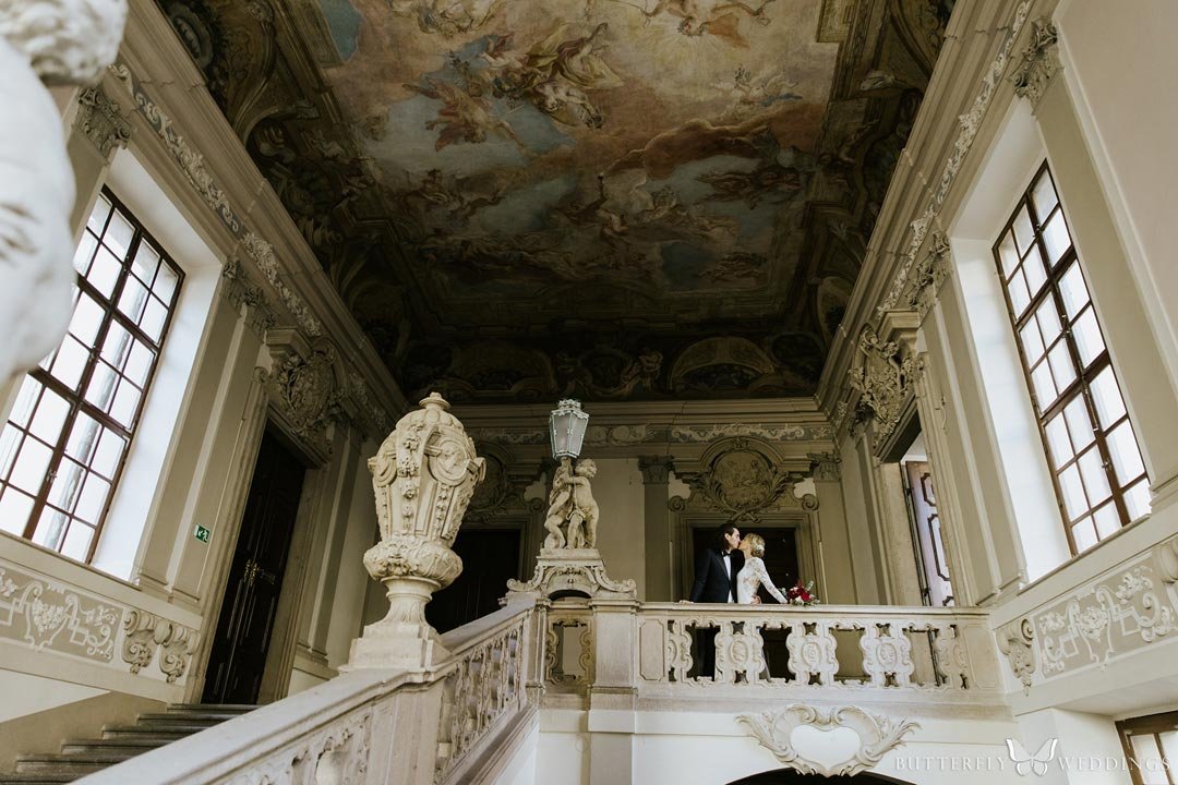 Couple photo session in Prague, Clam Gallas palace