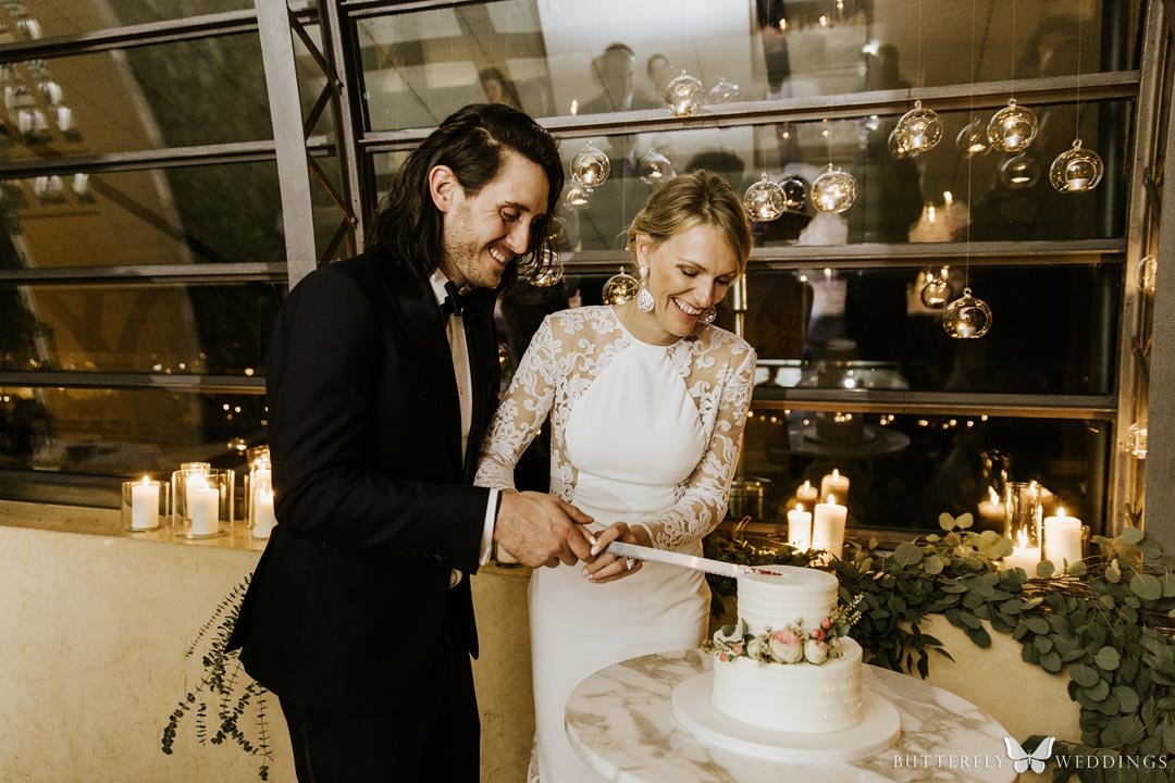 wedding cake destination wedding in Prague