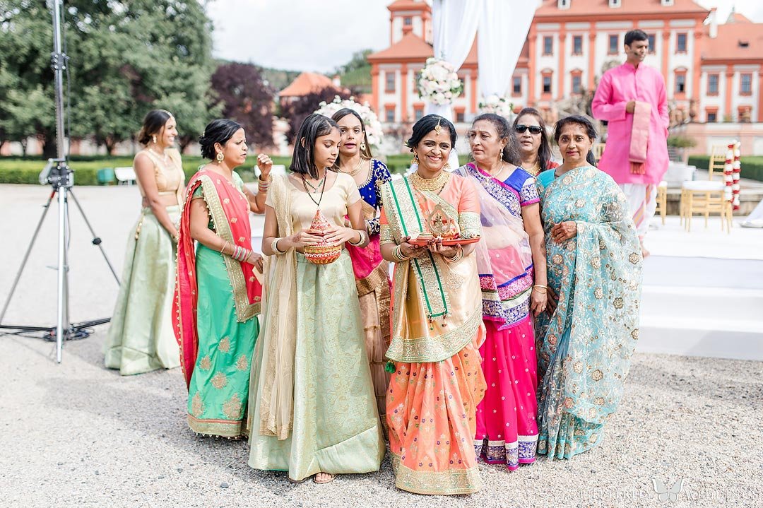 indian wedding in prague