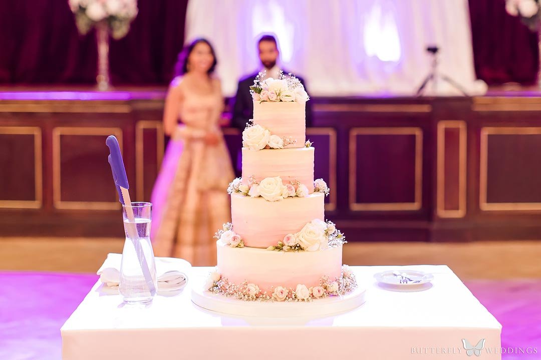 wedding cake destination wedding in prague